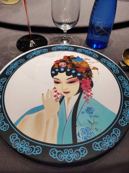 赞爆的餐饮服务体验！这里，美食与好心情同频共振