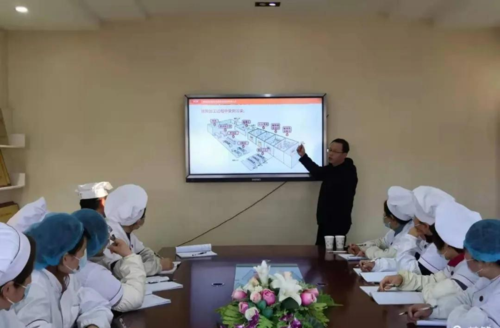 规范引领，安全护航——枣庄市台儿庄区实验幼儿园《餐饮服务食品安全操作规范》培训纪实