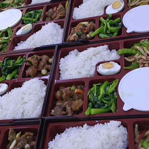 餐饮服务 从基础保障到体验赋能的行业跃迁